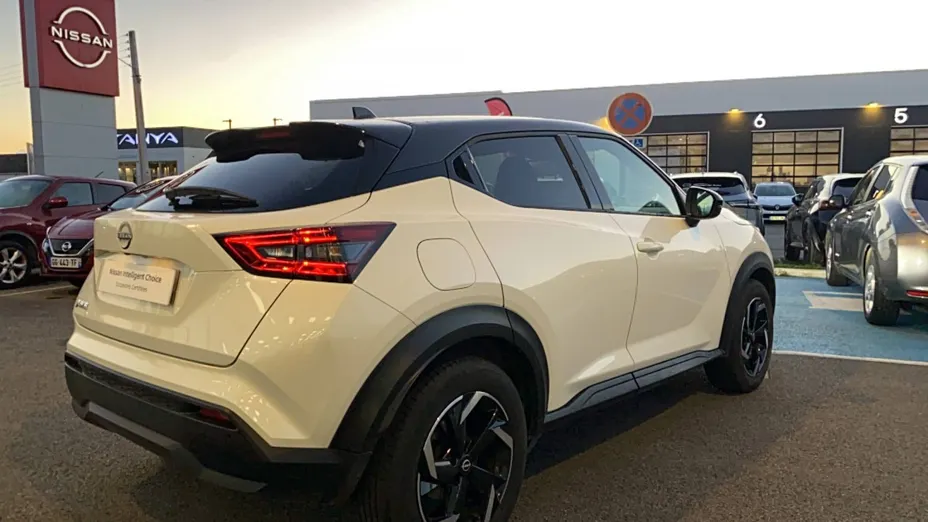 NISSAN Juke -
