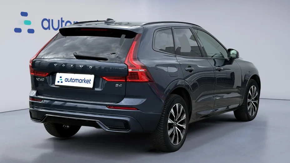 VOLVO XC60 XC60 B4 D Plus Dark aut