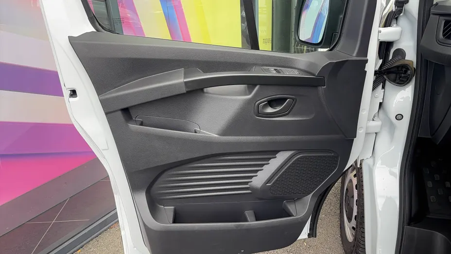 RENAULT Trafic -
