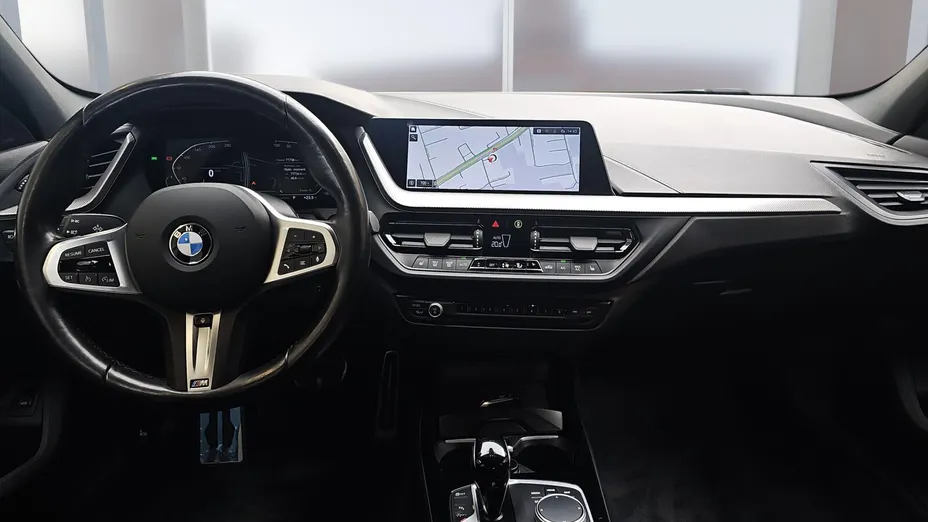 BMW Seria 1 118i M Sport aut