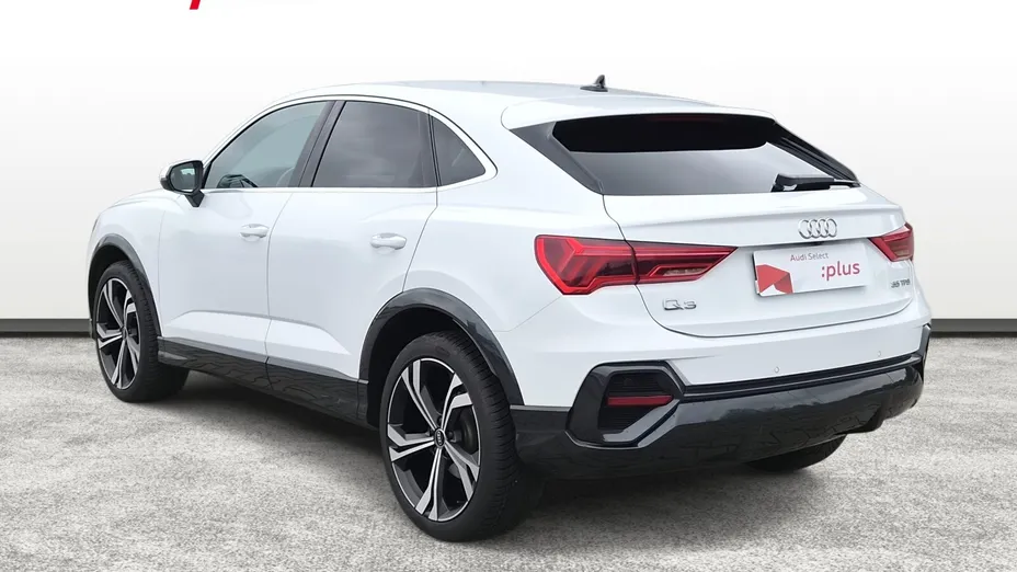 AUDI Q3 Sportback -