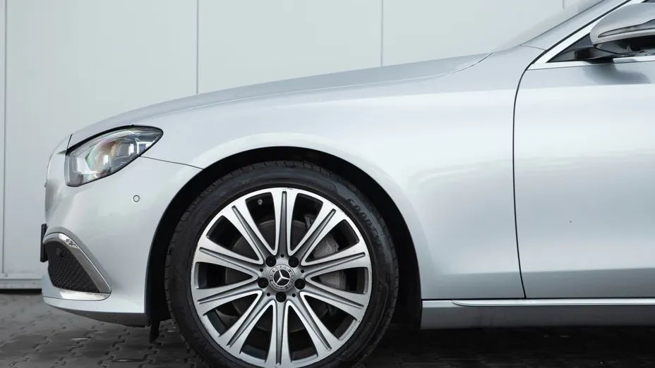 MERCEDES-BENZ E Klasa E 300 de Exclusive