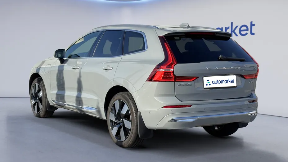 VOLVO XC60 XC60 T6 Plug-In Hybrid AWD Ultra Bright aut