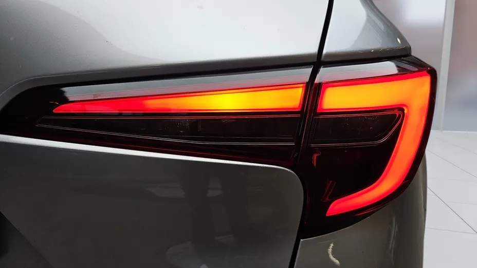 TOYOTA Corolla Corolla 1.8 Hybrid Comfort