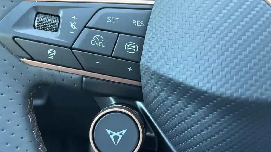 CUPRA Leon Leon 1.5 eTSI mHEV DSG Nowy