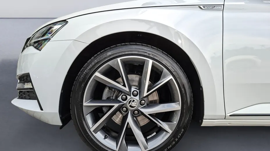 SKODA Superb Superb 2.0 TDI SCR Sportline DSG