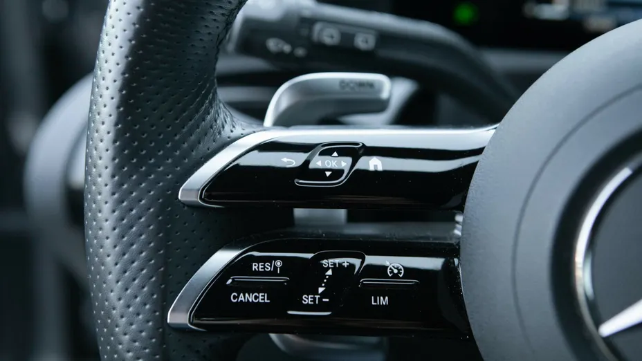 MERCEDES-BENZ A Klasa A 35 AMG 4-Matic 8G-DCT