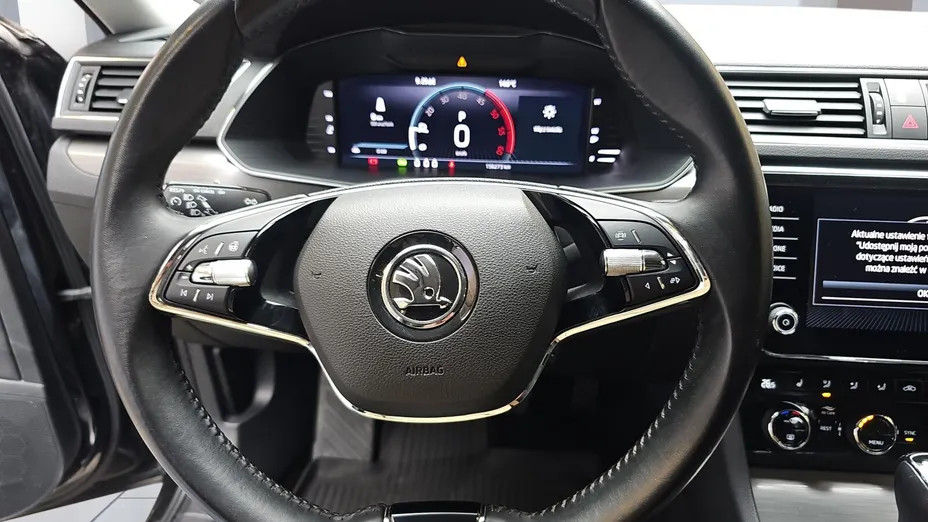 SKODA Superb Superb 2.0 TDI SCR Style DSG