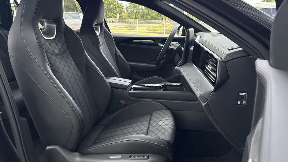 VOLKSWAGEN Passat Passat 2.0 TDI SCR 4Mot. R-Line DSG