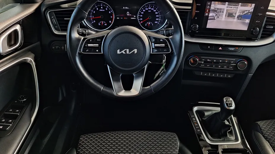KIA Cee'd Ceed 1.5 T-GDI L