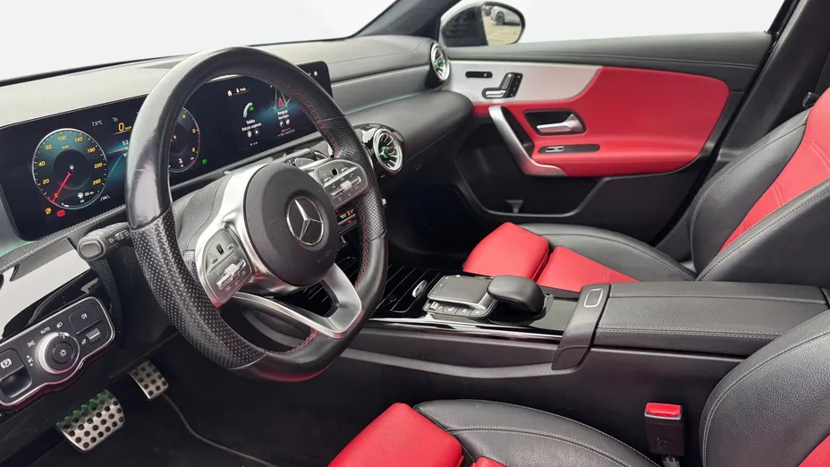 MERCEDES-BENZ A Klasa A 220 d AMG Line 8G-DCT