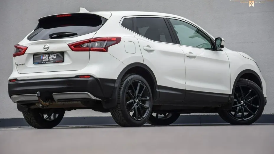 NISSAN Qashqai -