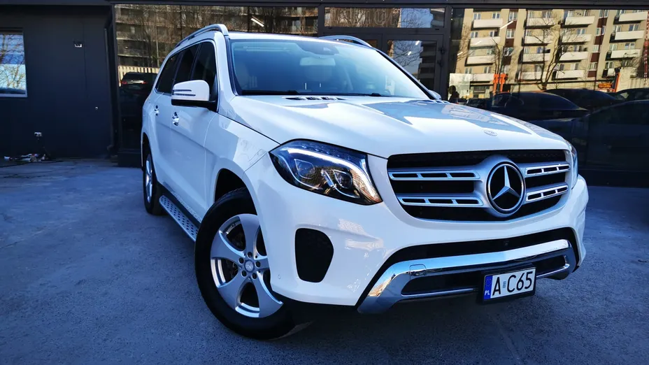 MERCEDES-BENZ GLS -