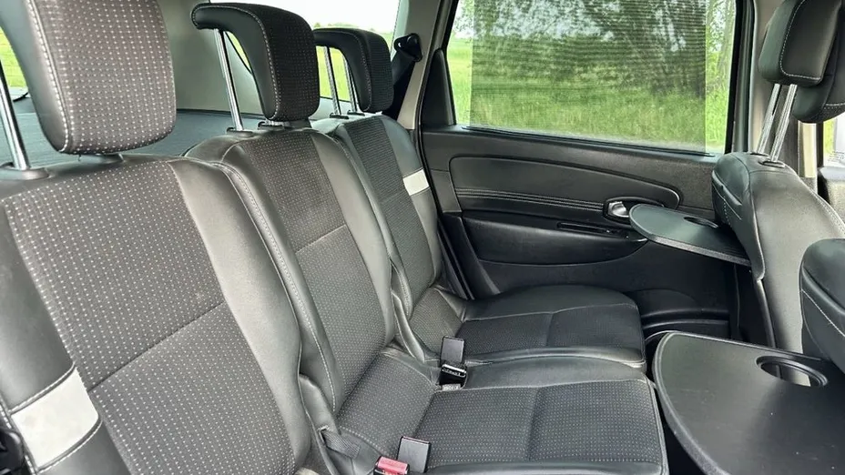 RENAULT Grand Scenic -