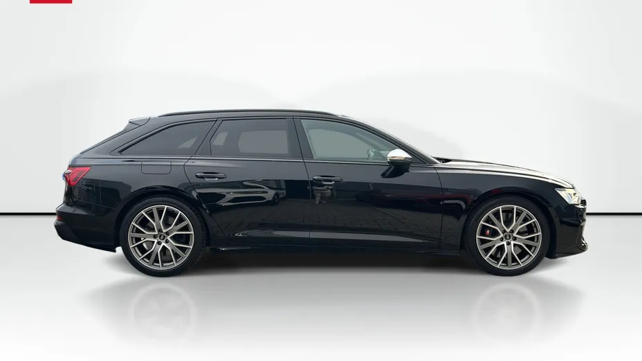 AUDI S6 Avant -