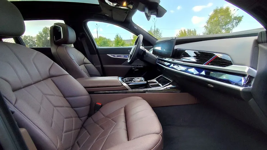 BMW i7 i7 105.7kWh eDrive50 Individual Edition