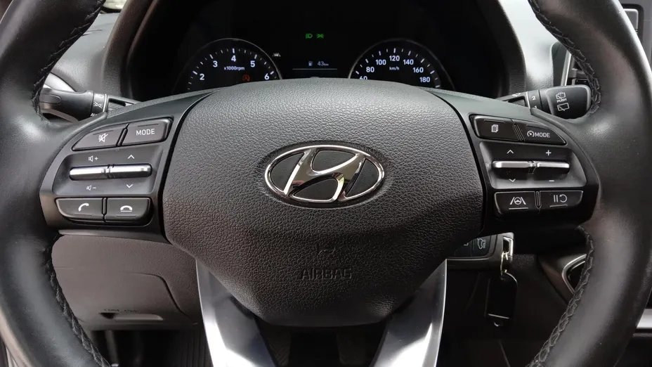 HYUNDAI i30 i30 1.0 T-GDI Modern