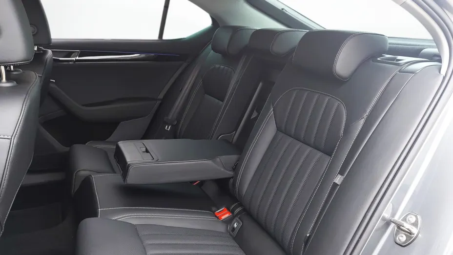 SKODA Superb Superb 2.0 TSI 4x4 L&K DSG