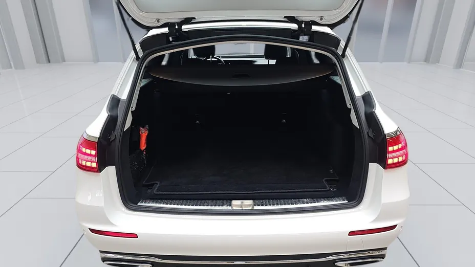 MERCEDES-BENZ E Klasa E 220 d 4-Matic