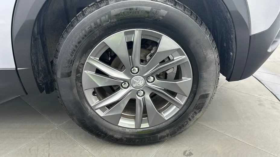 PEUGEOT 2008 -