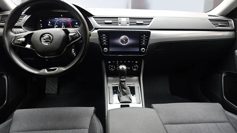 SKODA Superb Superb 2.0 TDI SCR Style DSG