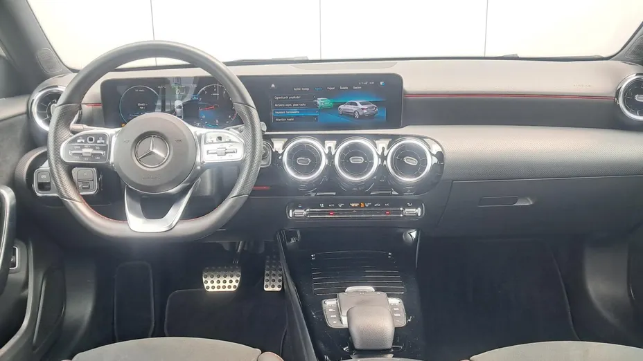 MERCEDES-BENZ A Klasa A 200 AMG Line 7G-DCT