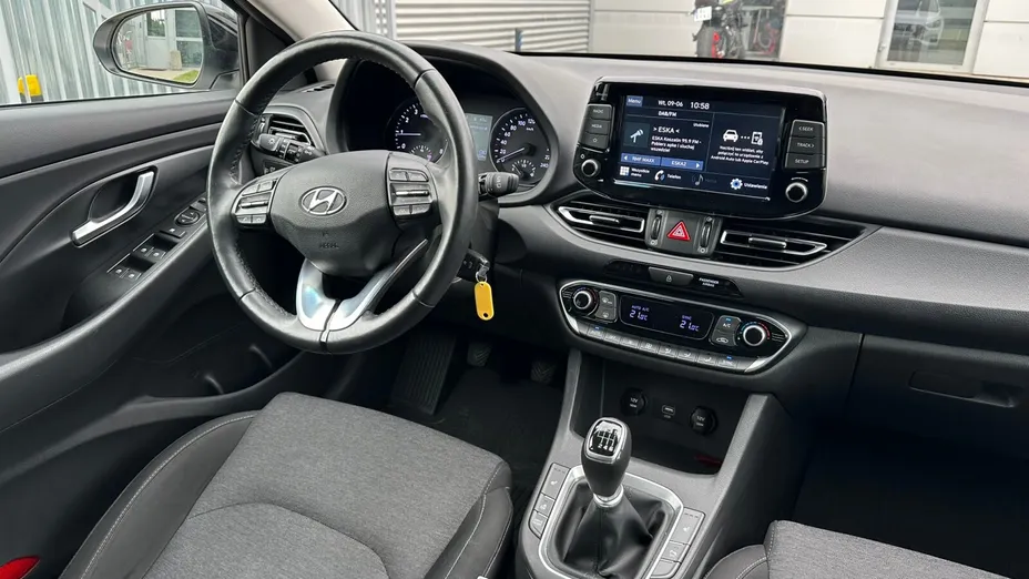 HYUNDAI i30 i30 1.5 T-GDI 48V Smart