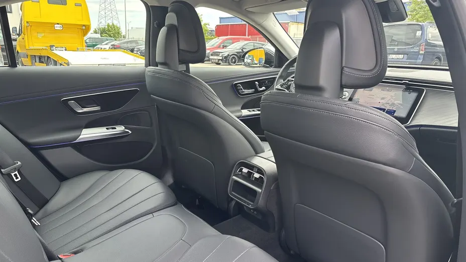 MERCEDES-BENZ E Klasa E 200 d mHEV Avantgarde 9G-Tronic