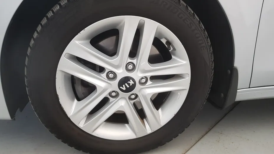 KIA Cee'd Ceed 1.6 CRDi SCR M