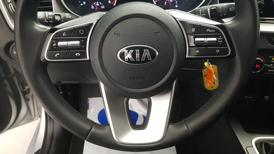 KIA Cee'd Ceed 1.6 CRDi SCR M