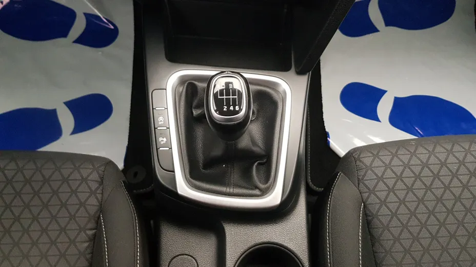 KIA Cee'd Ceed 1.6 CRDi SCR M