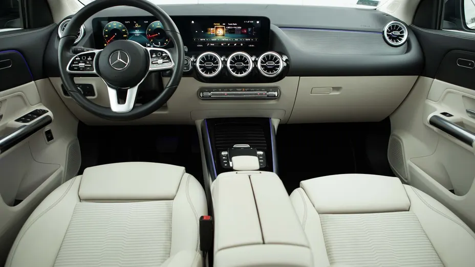 MERCEDES-BENZ GLA GLA 200 Progressive