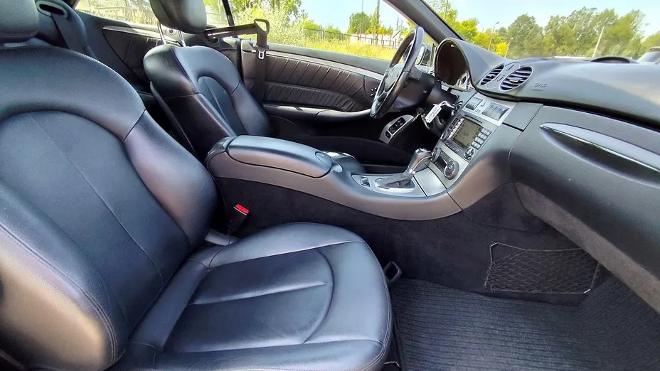 MERCEDES-BENZ CLK -