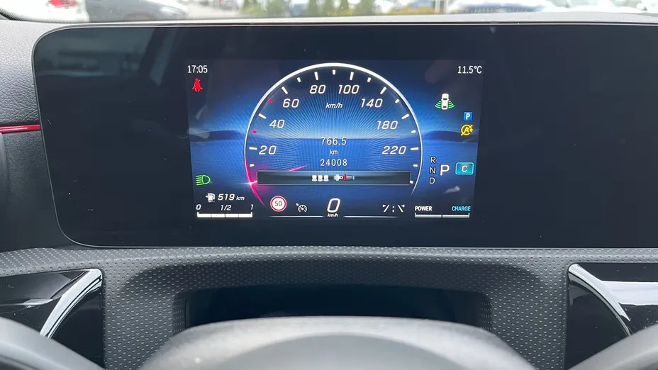 MERCEDES-BENZ A Klasa A 200 AMG Line 7G-DCT