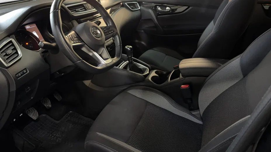 NISSAN Qashqai Qashqai 1.3 DIG-T Acenta