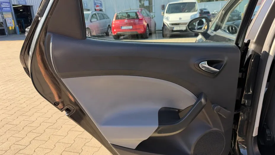 SEAT Ibiza Ibiza 1.4 16V Sport