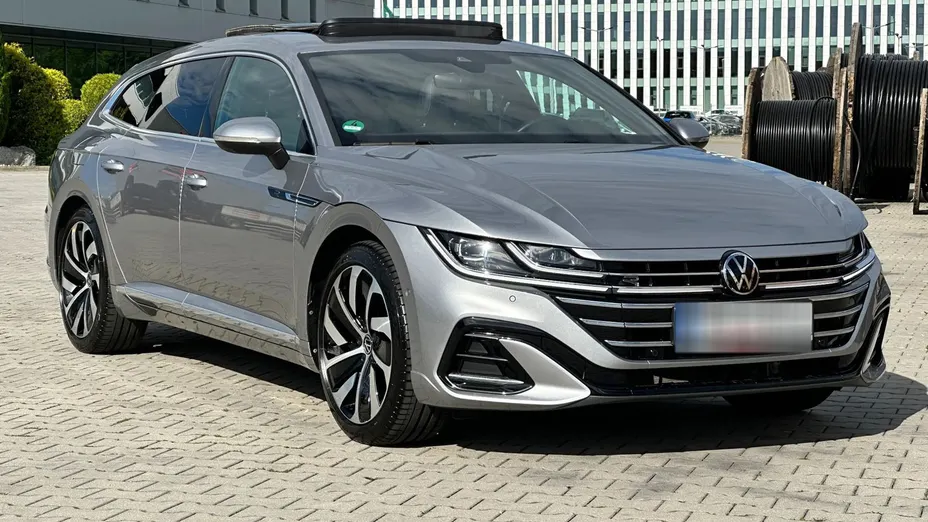 VOLKSWAGEN Arteon Arteon 2.0 TSI R-Line DSG