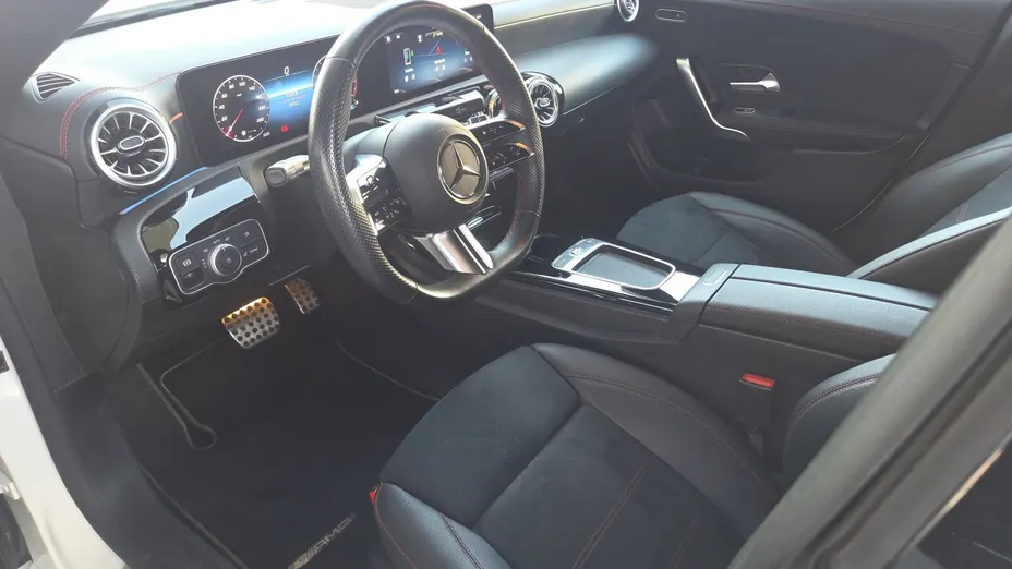 MERCEDES-BENZ CLA CLA 200 mHEV AMG Line 7G-DCT