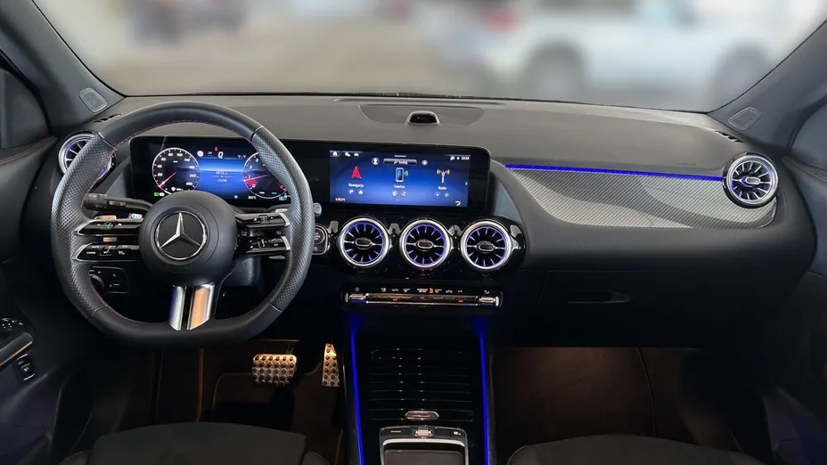 MERCEDES-BENZ GLA GLA 200 mHEV AMG Line 7G-DCT