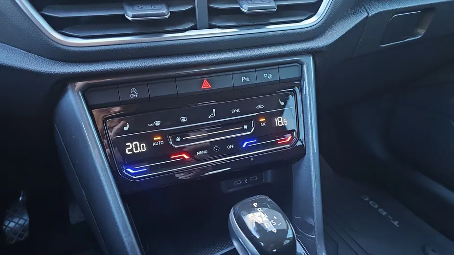 VOLKSWAGEN T-ROC -