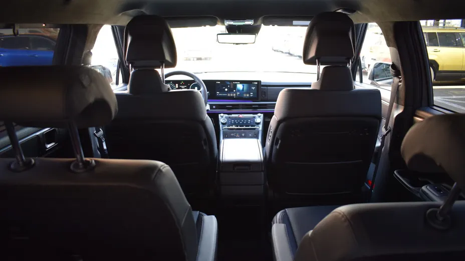 HYUNDAI Santa Fe Santa Fe 1.6 T-GDI PHEV Calligraphy 4WD aut 6os.