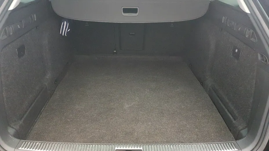 SKODA Superb Superb 2.0 TDI SCR Ambition