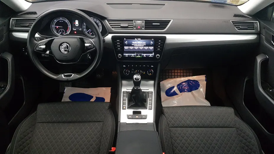 SKODA Superb Superb 2.0 TDI SCR Ambition