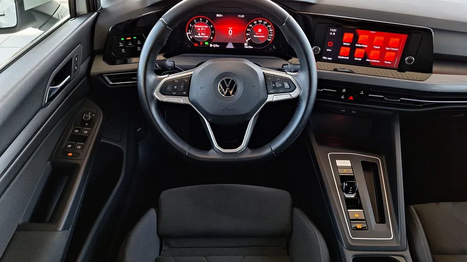 VOLKSWAGEN Golf Golf VIII 1.5 eTSI EVO Style DSG