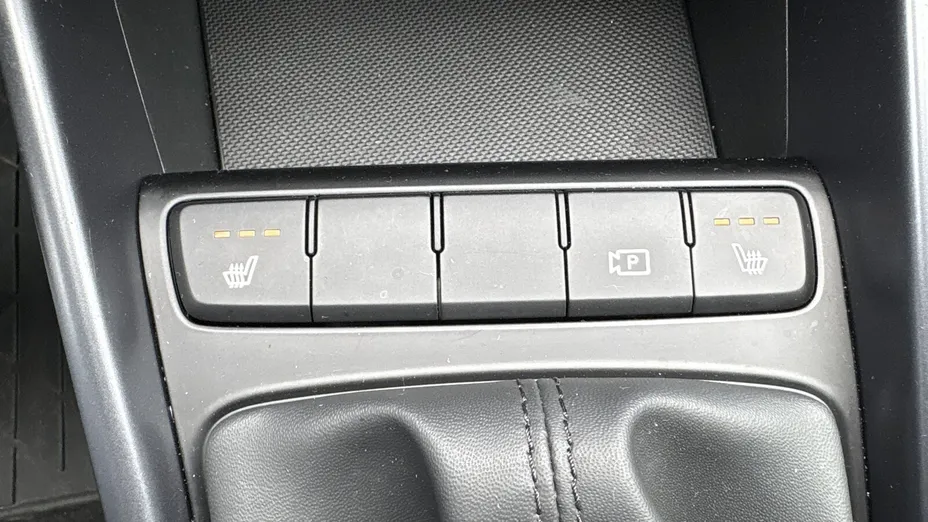 HYUNDAI i20 i20 1.2 Modern
