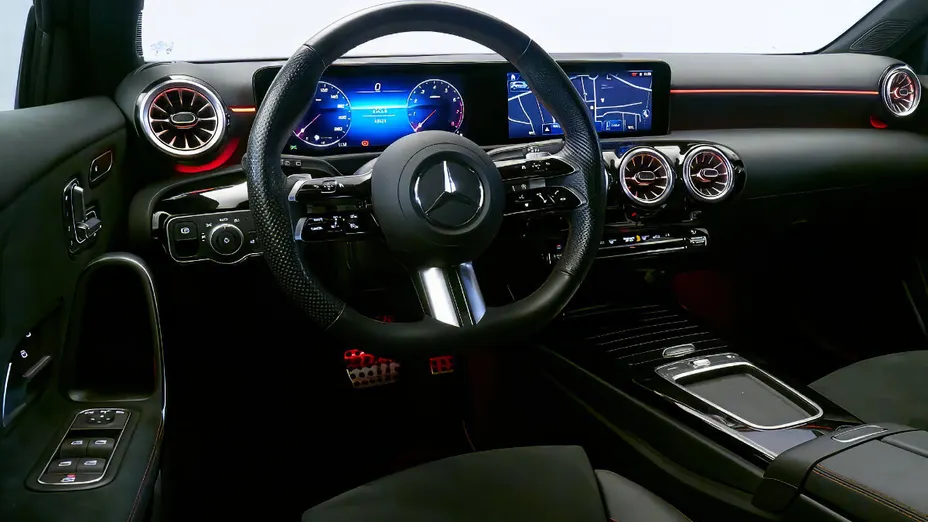 MERCEDES-BENZ A Klasa A 200 AMG Line 7G-DCT