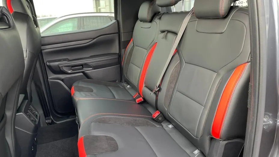 FORD Ranger Ranger 2.0 EcoBlue Bi-Turbo 4x4 DC Raptor aut Nowy