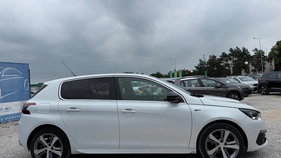 PEUGEOT 308 -