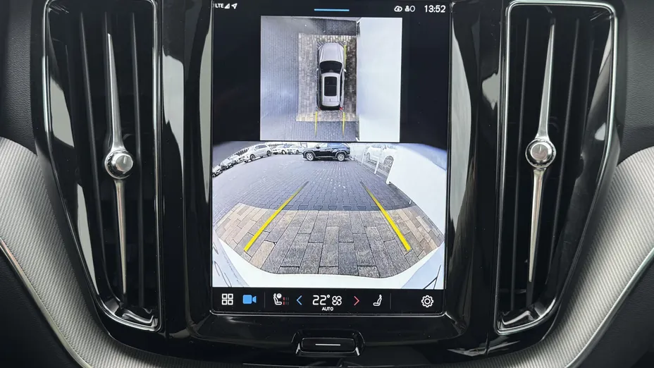 VOLVO XC60 XC60 T6 Plug-In Hybrid AWD Plus Bright aut