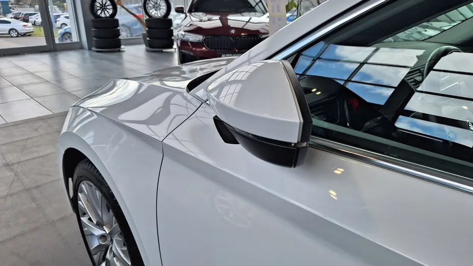 SKODA Superb Superb 2.0 TDI SCR Style DSG